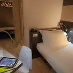 Genius Downtown Otel 3*