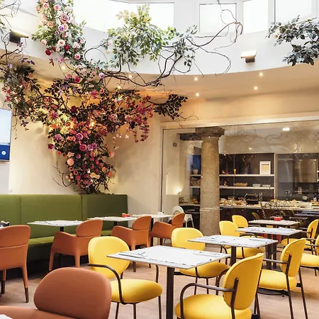 Genius Downtown Hotel 3*