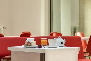 ジーニアス ダウンタウン ホテル