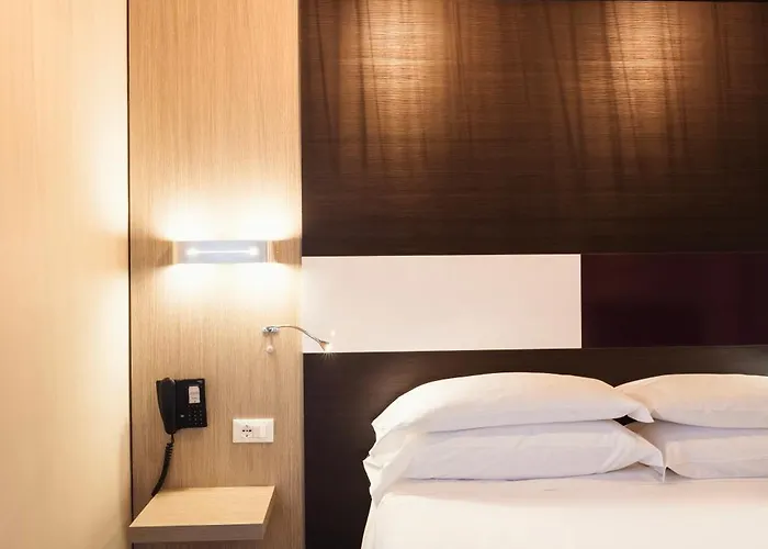 Genius Downtown Szálloda