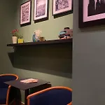 جينيوس داون تاون ميلان